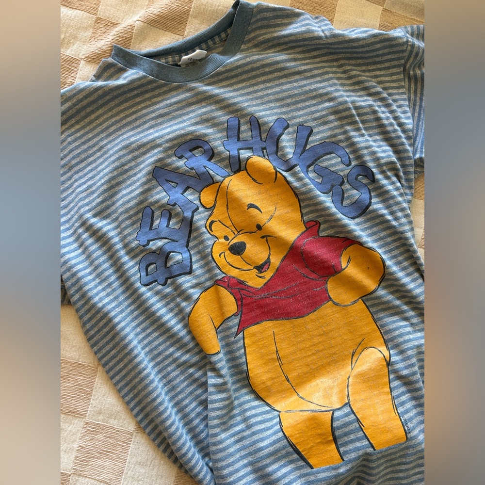 Vintage Winnie the Pooh sleep shirt